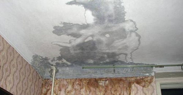 Для жителей дома в Новочебоксарске таяние снега оборачиватся потопом. 14641.jpeg Для жителей дома в Новочебоксарске таяние снега оборачиватся потопом. 14641.jpeg