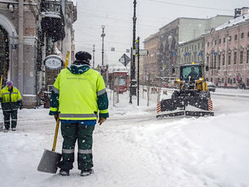 Дворник из Санкт-Петербурга сможет накопить на квартиру за 12,5 лет