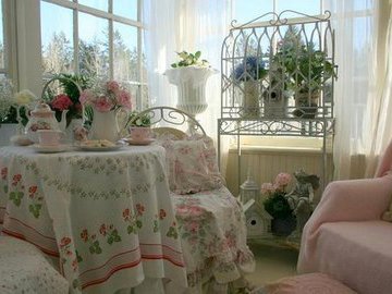 Стильная терраса в стиле шебби-шик